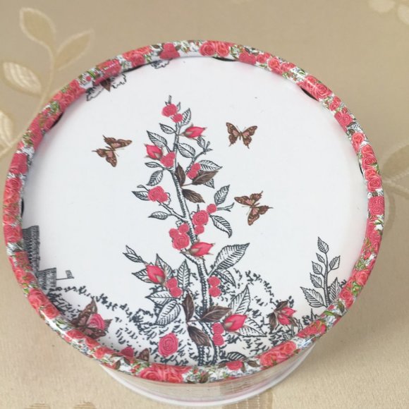 WOODS OF WINDSOR ENGLAND Dusting Powder TRUE ROSE - Picture 2 of 5